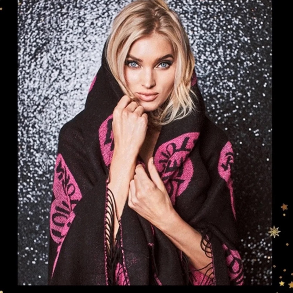 ❤️Victoria secret Blanket❤️